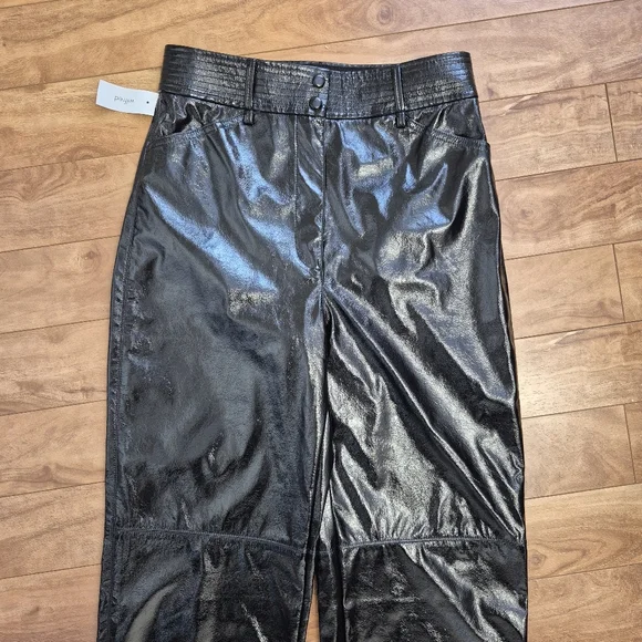 NWT Wilfred Aritzia Women's Edgy 'Funk' Black Faux Leather Pant Size 4 - Picture 3 of 8